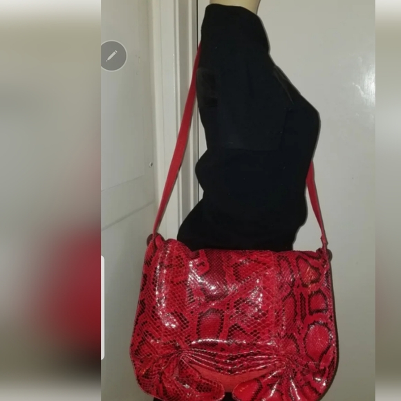 Rare Vintage  Carlos Falchi red python  buffalo shoulder bag - Picture 3 of 11